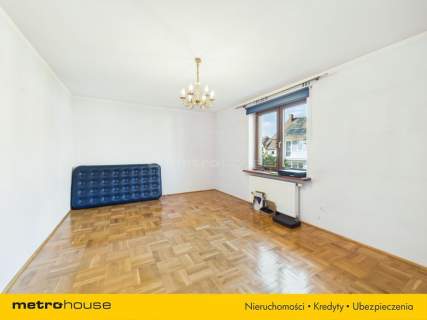 Dom w cichej części miasta