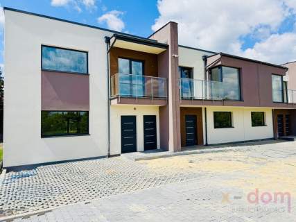 APARTAMENT Z TARASEM BĄDŹ OGRÓDKIEM