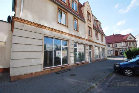 Do wynajęcia duży lokal handlowy blisko centrum