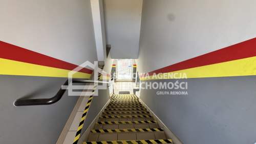 Lokal przy głównej trasie Gdy Cisowa