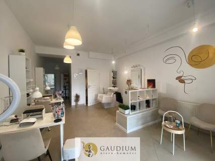 Lokal handlowo / usługowy w centrum Gdyni