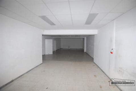 Do wynajęcia duży lokal handlowy blisko centrum