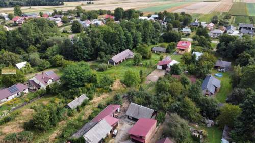 Siedlisko w Biszczy działka 47 ar