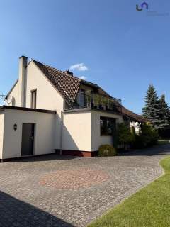 DOM WOLNOSTOJĄCY, DUŻA DZIAŁKA. DO ZAMIESZKANIA 