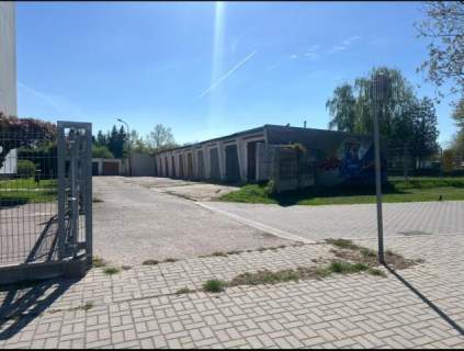 Garaż z Kanałem i Piwnicą - Lublin, ul. Wyścigowa 