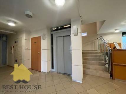 Lokal biurowy 19 m2, I pietro,centrum miasta
