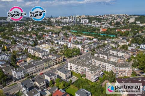 Lokal z witrynami podzielony na 2  Gdynia Orłowo