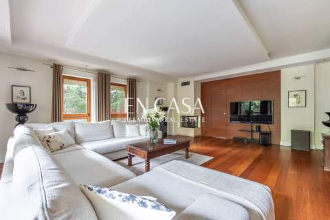 Wilanów Wysoki Apartament z dużym ogrodem