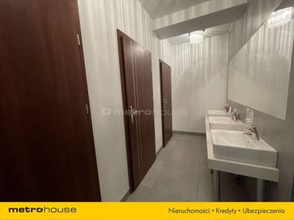 Nieruchomość komercyjna na sprzedaż, 2300 m2, Łódź
