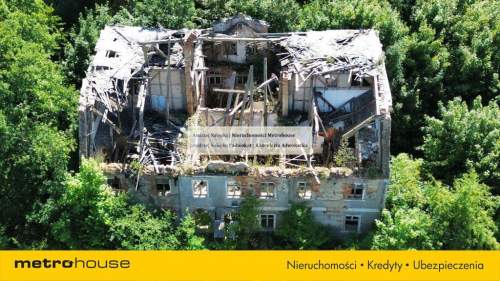 Niepowtarzalny kompleks dworsko-folwarczny 2 ha