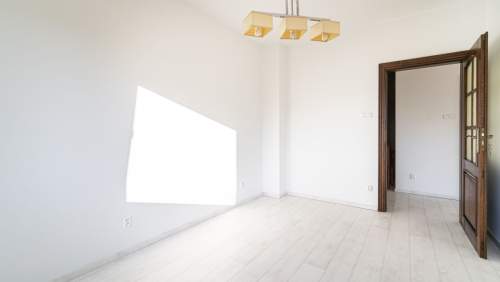 Apartament w nowoczesnej willi blisko morza