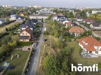 Długa działka pod zabudowę jednorodzinną
