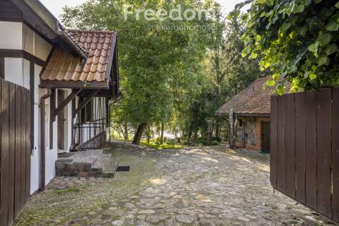 Na sprzedaż atrakcyjna nieruchomość na Mazurach