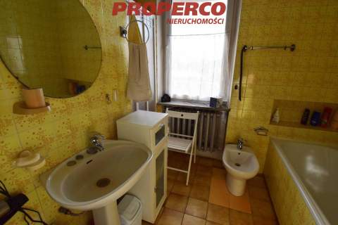 Dom ok. 200 m2, 6 pokoi, Jędrzejów