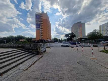 TANIO - 100zł Lokal usługowy w centrum KONINA wynajmę 77m2