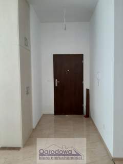 2 pokojowe, na parterze, blisko Metra