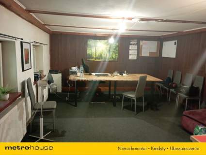 Hala produkcyjna o powierzchni 2200 m2.