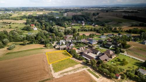 Zdzięsławice, gmina Michałowice. Działka 15 arów
