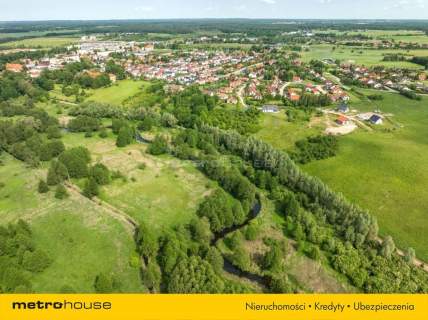 Działka z linią brzegową rzeki Pisy