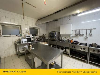 Nieruchomość komercyjna na sprzedaż, 2300 m2, Łódź