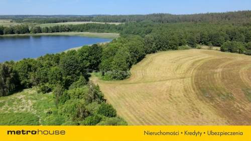 Działka z linią brzegową przy jeziorze Sołtmany.