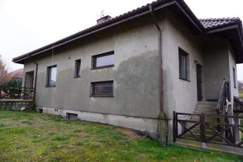 Udział 1/2 w nieruchomości zab. domem 187,51m2