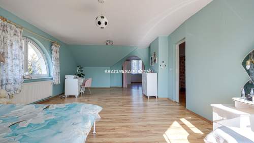 Dom w Alwerni 186 m2 nieopodal lasu 