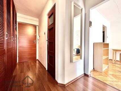 ul. Żelazna 2 pok balkon od zaraz