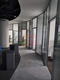Nieruchomość komercyjna do wynajęcia, 1000 m2, Warszawa