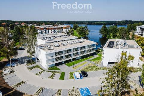 Marina Iława lokal usługowy nad brzegiem Jezioraka