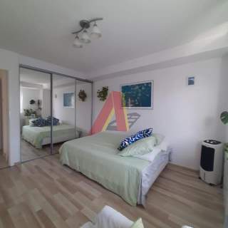 70 m2 przy AL. POKOJU