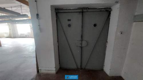 Lokal usługowy produkcyjny 235 m2 pofabryczny