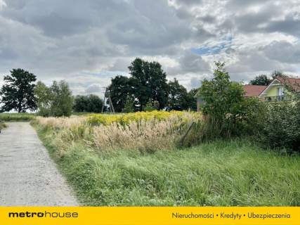 Dom w stylu angielskim w Sobótce pod Wrocławiem.