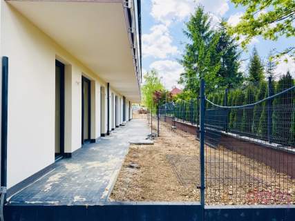 APARTAMENT Z TARASEM BĄDŹ OGRÓDKIEM