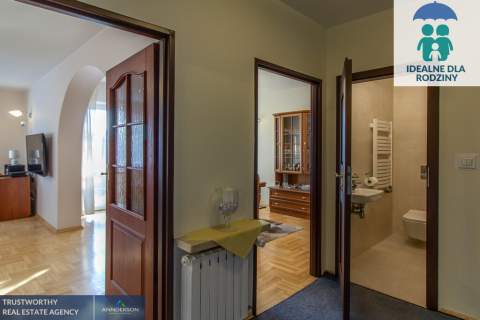 Zadbany dom 8 pokoi, 4 balkony ul.Lea/Krowodrza