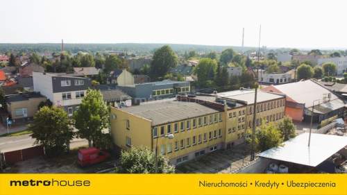 Dwukondygnacyjny budynek biurowy z potencjałem