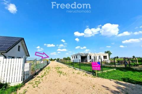 Działka budowlana, prąd i woda na działce