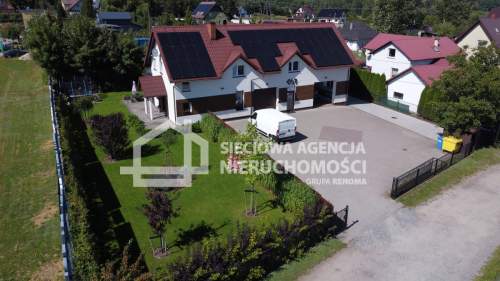 Piękny i ENERGOOSZCZĘDNY dom z lokalami