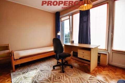 Dom ok. 200 m2, 6 pokoi, Jędrzejów