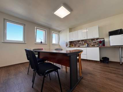 Lokal biurowy 96,86 m2 - wygoda , którą docenisz