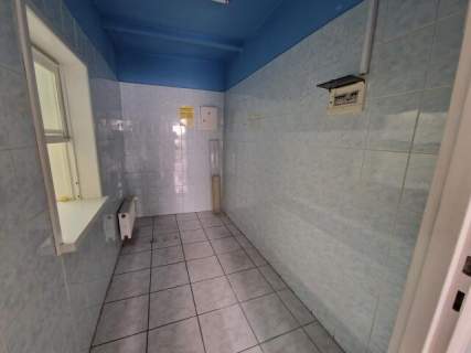 TANIO - 100zł Lokal usługowy w centrum KONINA wynajmę 77m2