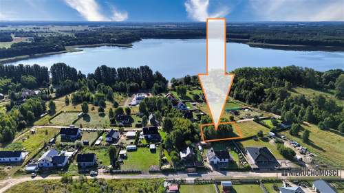 Działka budowlana blisko jeziora i plaży.