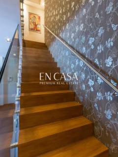 Dwupoziomowy apartament Duże tarasy