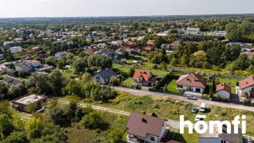 Wygodna działka z mediami, pod budowę domu