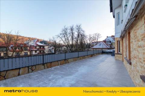 Apartament z tarasem przy deptaku na Zdrojowej