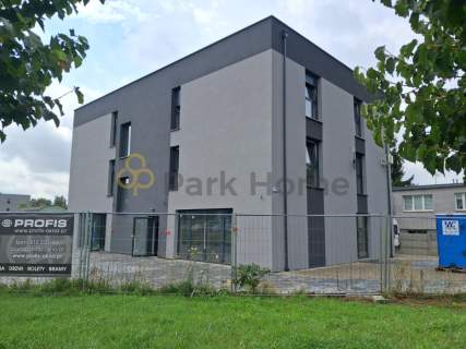 DO WYNAJĘCIA przestronny lokal na parterze 161m2