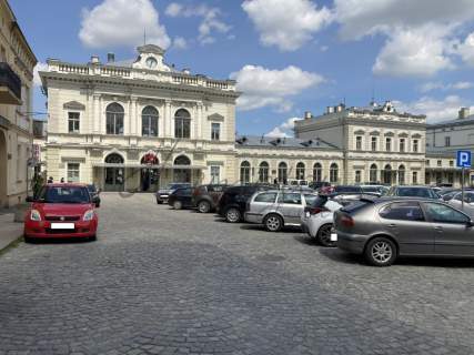 PRZEDWOJENNE KAMIENICE przy Dworcu PKP