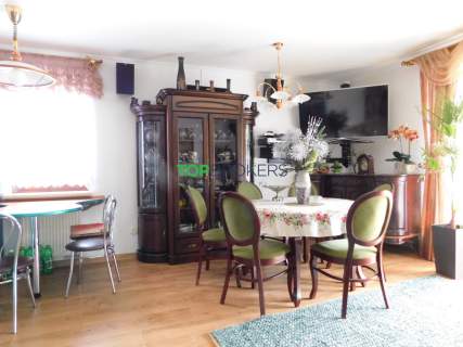 Komfortowe 3 pokoje z ogrodem z altaną