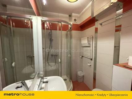 Nieruchomość komercyjna na sprzedaż, 2300 m2, Łódź