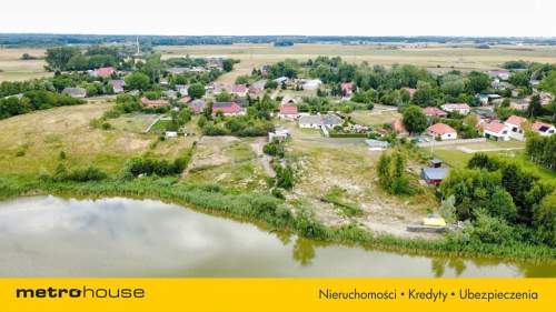 Działka blisko Kołobrzegu z widokiem na jezioro